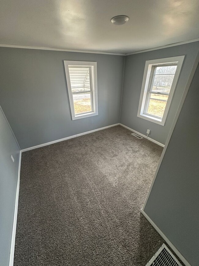 Building Photo - 865 Georgia Ave