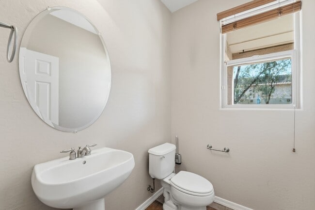 Building Photo - Spacious 3-Bedroom + Loft Home with Mounta...