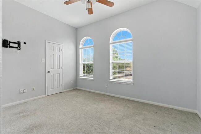 Building Photo - 29710 S Legends Village Ct