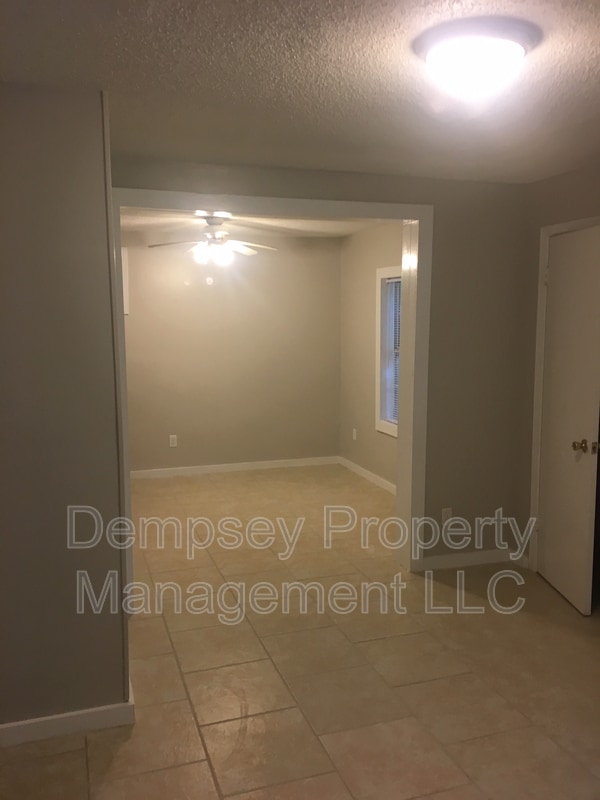 Building Photo - 3416 6th St