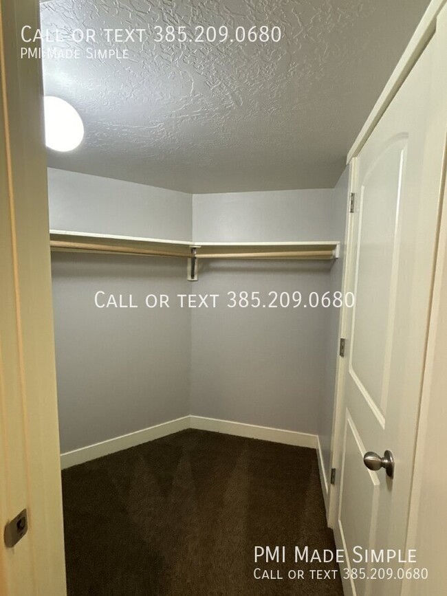 Building Photo - Huge 4BR Townhome near Trax Station | $500...