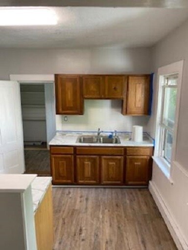 Kitchen - 21 Vestry St