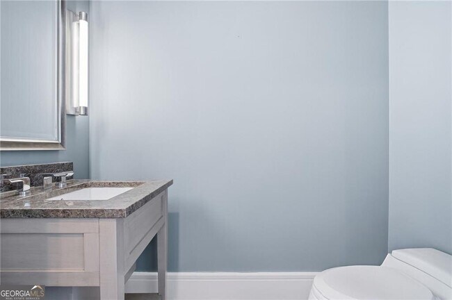 Building Photo - 1065 Peachtree St NE