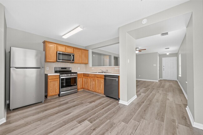 Building Photo - 22851 Twisting Pine Dr