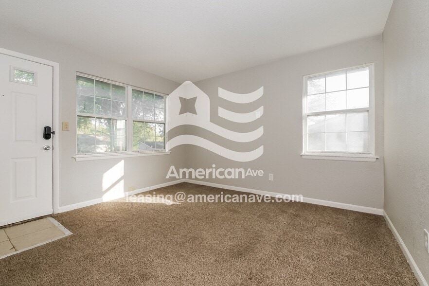 Building Photo - 6113 E 153 St