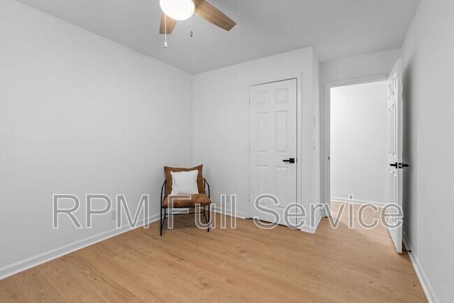 Building Photo - 1025 42nd Ave N