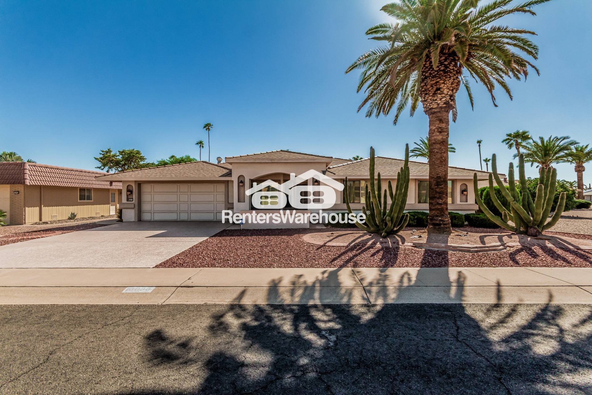 Building Photo - 16030 N Nicklaus Ln