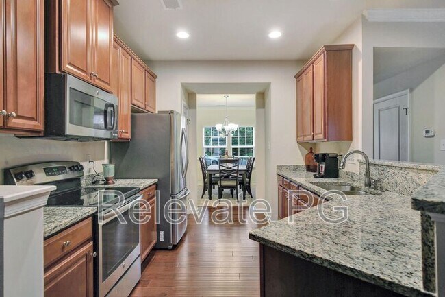 Building Photo - 3404 Banana Ln