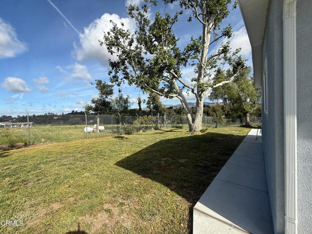 Building Photo - 6087 E Los Angeles Ave