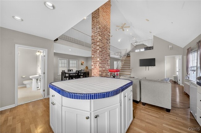 Building Photo - 2340 Court St