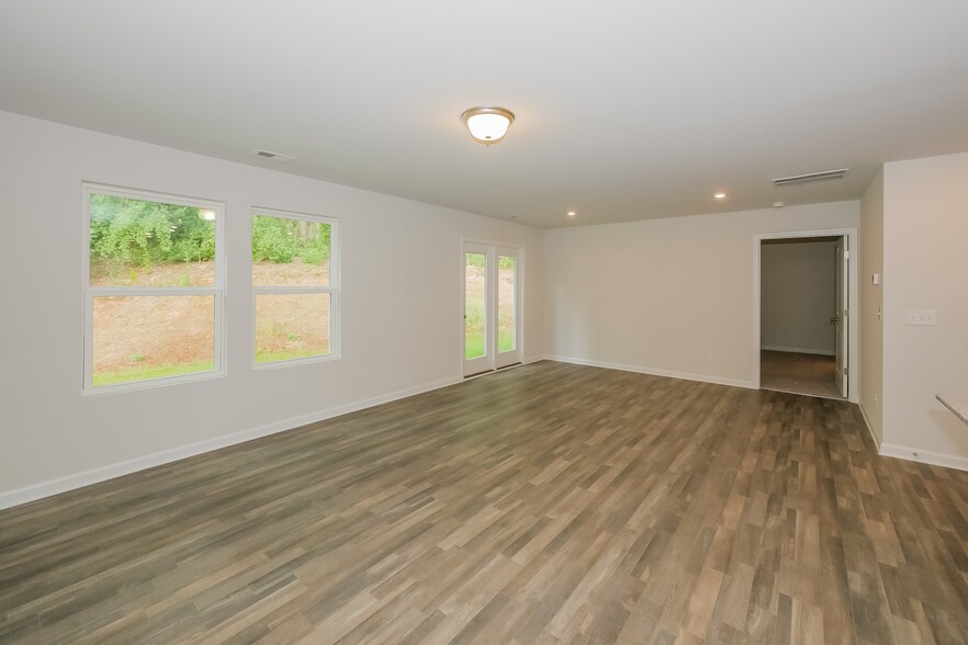 Building Photo - 118 Duck Walk Wy