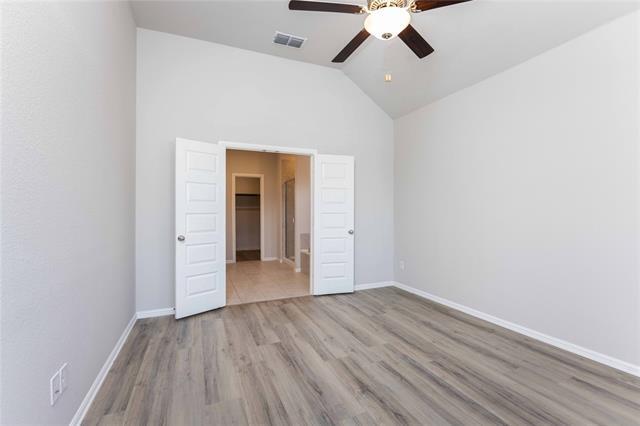 Building Photo - 219 Crescent Ave