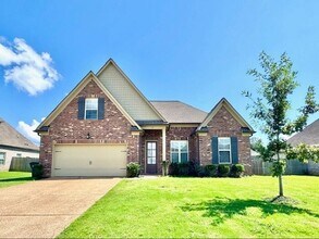 Building Photo - Move In Special! Now Leasing A 4 Bedroom 3...