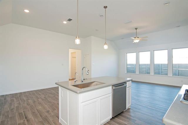 Building Photo - 816 Trailside Ln