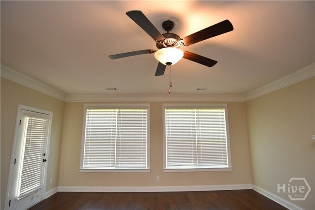 Building Photo - 215 Beckley Dr