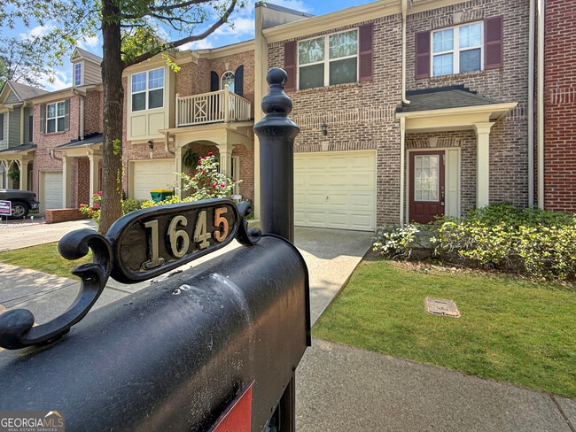 Building Photo - 1645 Southgate Mill Dr