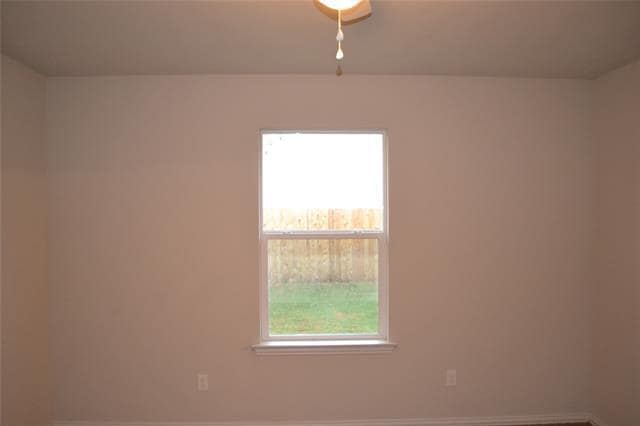 Building Photo - 3013 N Hickory St