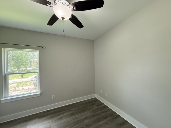 Building Photo - 72 Wolverine Ave