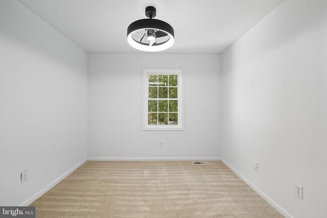 Building Photo - 13546 Tabscott Dr