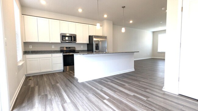 Building Photo - 1337 Cedar Vly Rd
