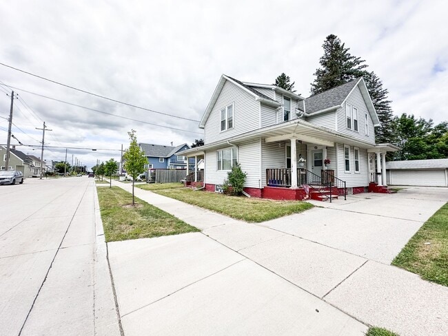Building Photo - 1514 24th St