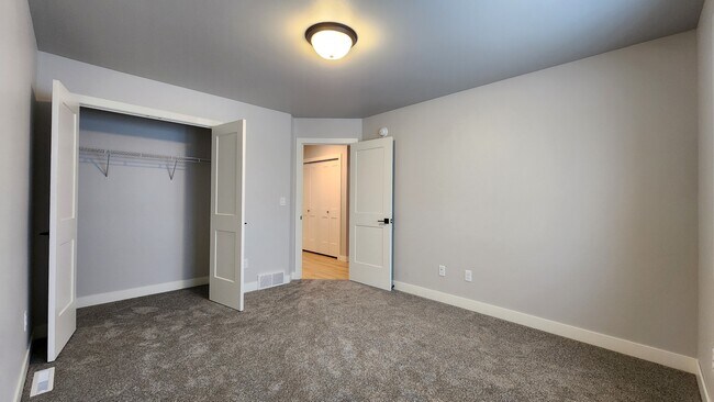 Building Photo - 6728 66th Ave S