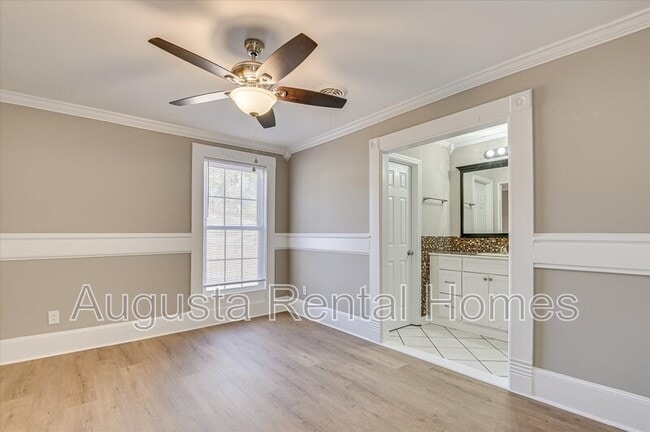 Building Photo - 238 Cavalier Dr