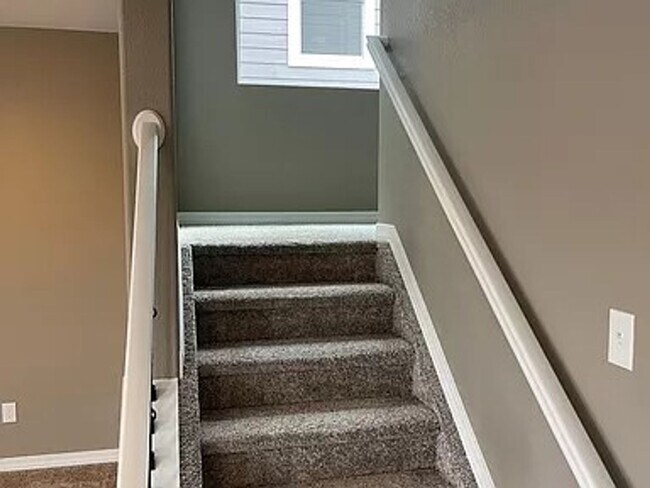 Building Photo - 8394 Talc Dr