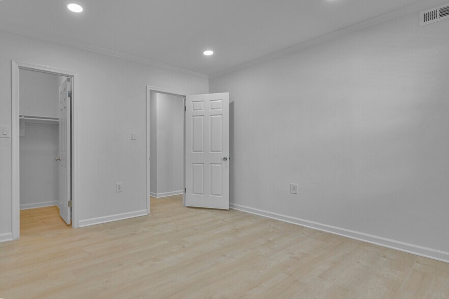 Building Photo - 3609 38th St NW