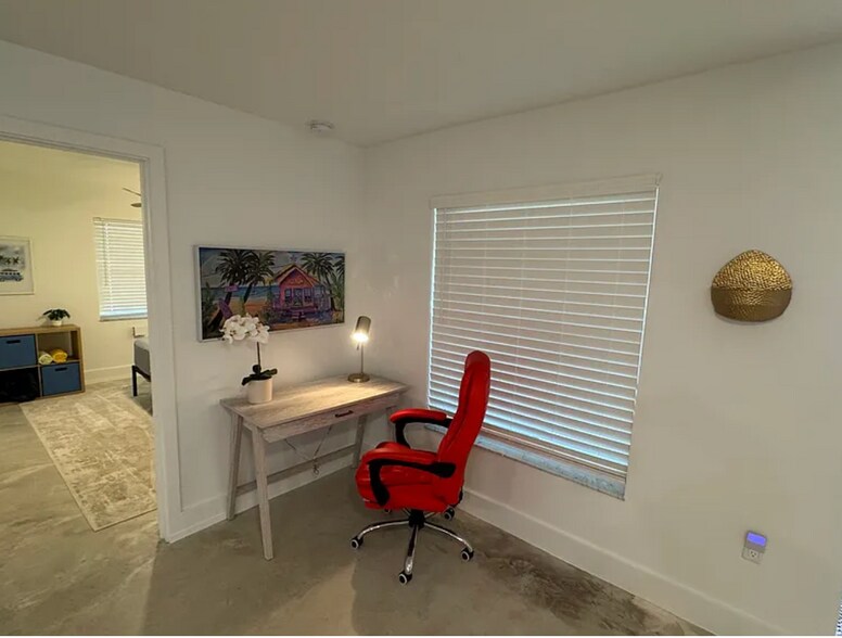 Building Photo - 27581 Imperial Shores Blvd