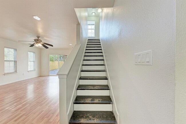 Building Photo - 3106 King St