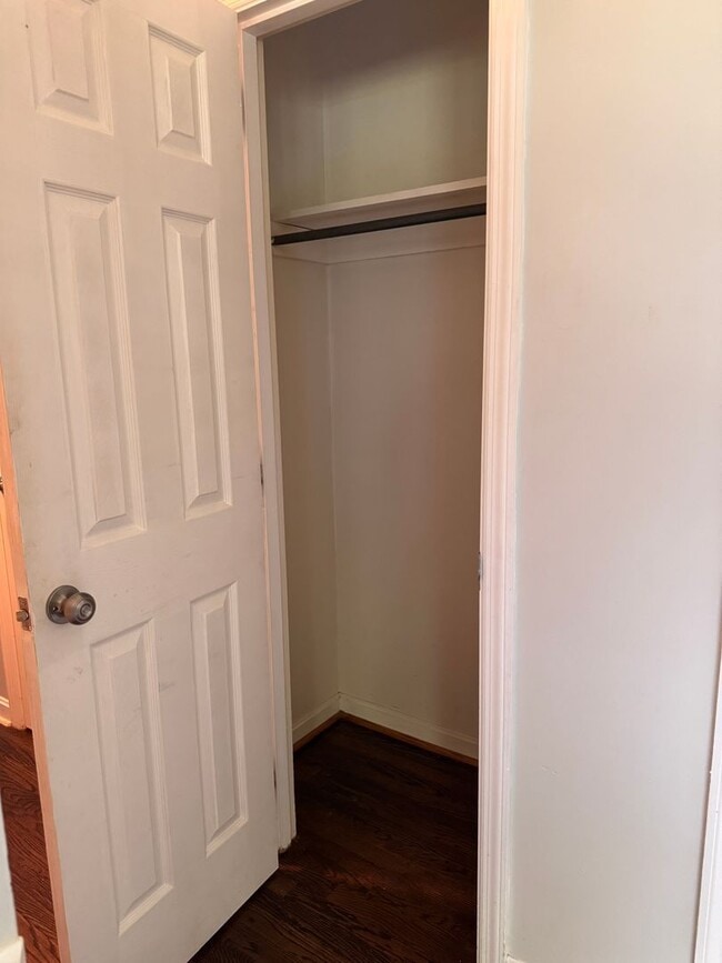 Building Photo - 3 Bedroom || 2.5 Bathroom Single Family Home