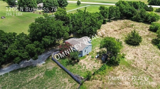 Building Photo - 1206 N Texas 78 Business