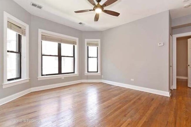 Building Photo - 903 W Cornelia Ave