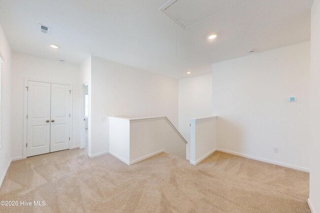 Building Photo - 154 Caulfield Rd