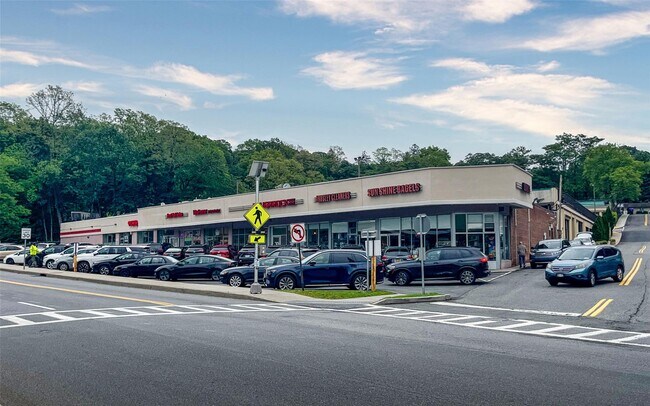 Building Photo - 475 Ashford Ave