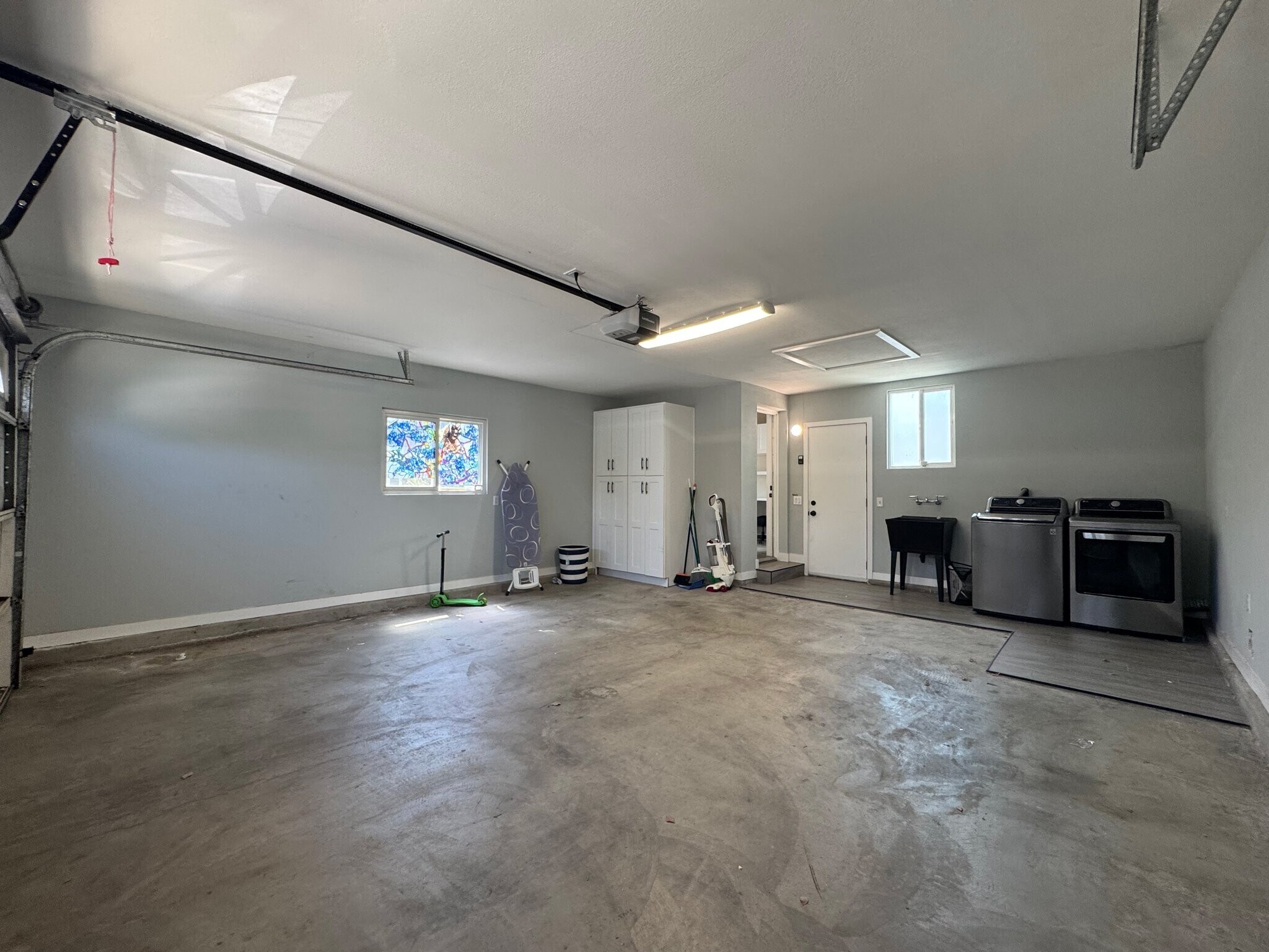 Building Photo - 18320 Ingomar St