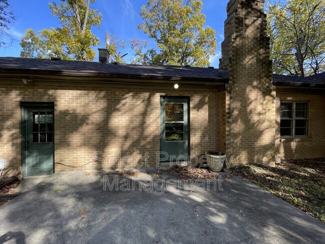 Building Photo - 7611 Aboite Center Rd