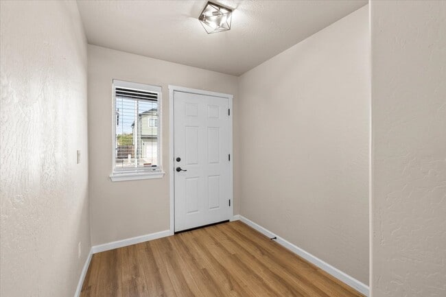 Building Photo - 7870 Phaedra Ln