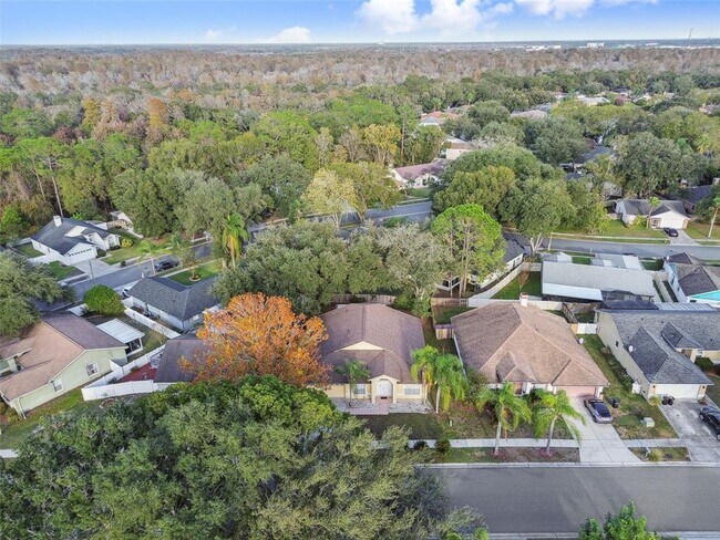 Building Photo - 2342 Tioga Dr