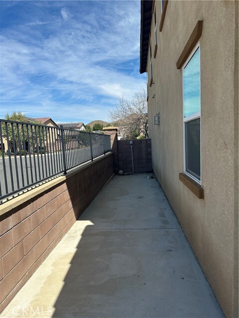 Building Photo - 29613 Rawlings Way
