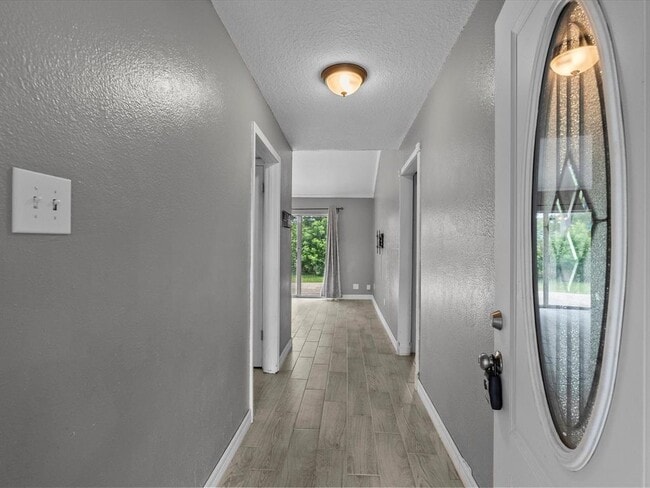 Building Photo - 11731 Flushing Meadows Dr