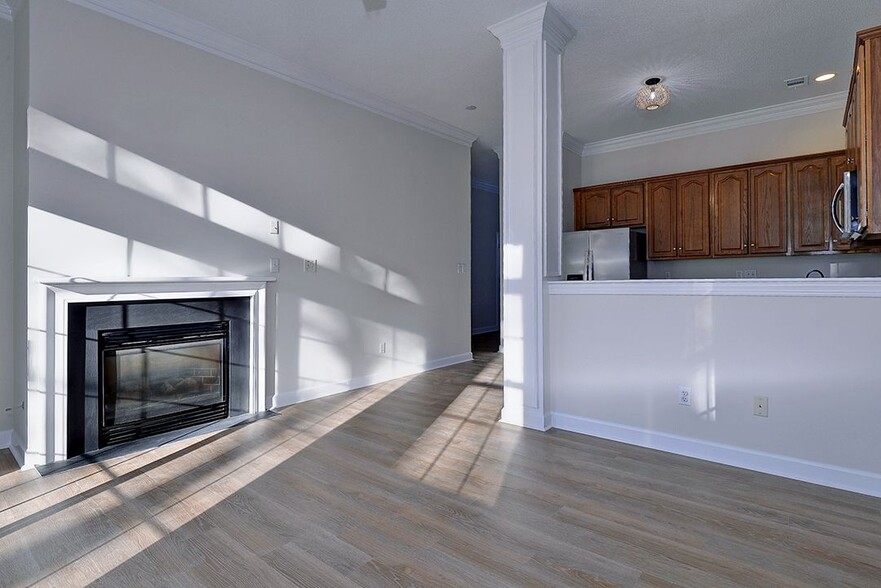 Building Photo - 6356 Glen Wilton Ln