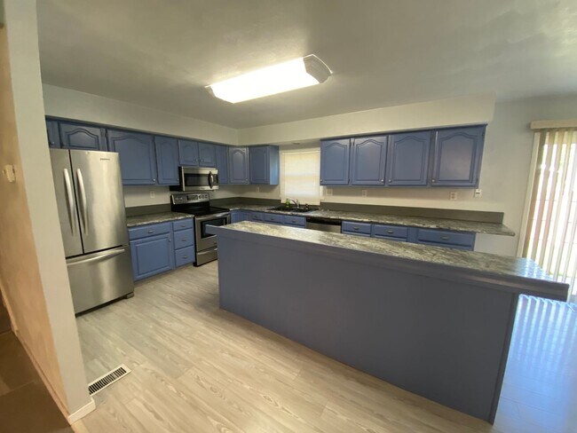 Building Photo - 4471 Ambridge Ln