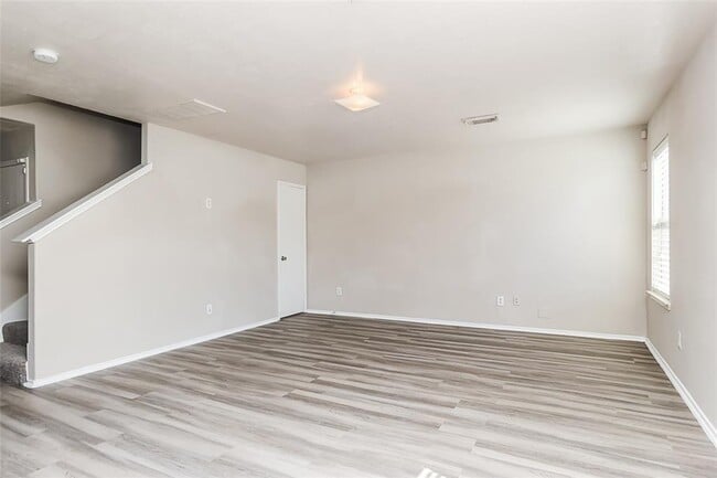 Building Photo - 21202 Linden House Ct