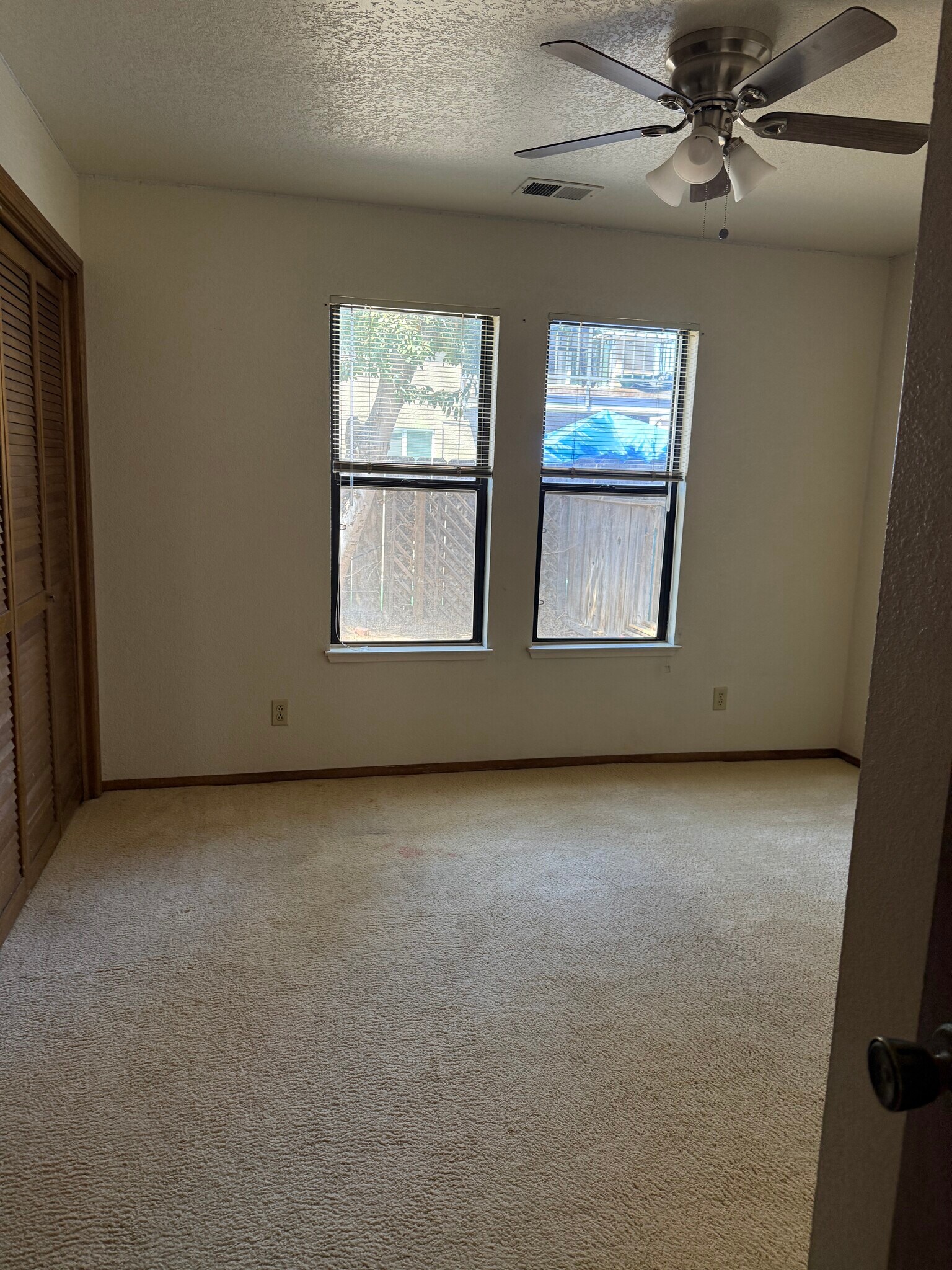 Building Photo - 1815 Azure Ct