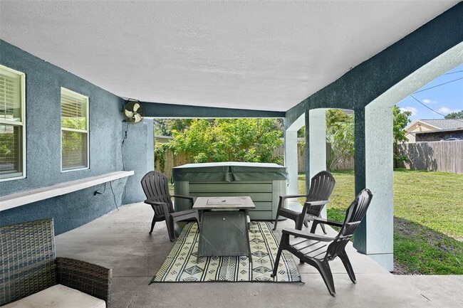 Building Photo - 2519 Emma Cir