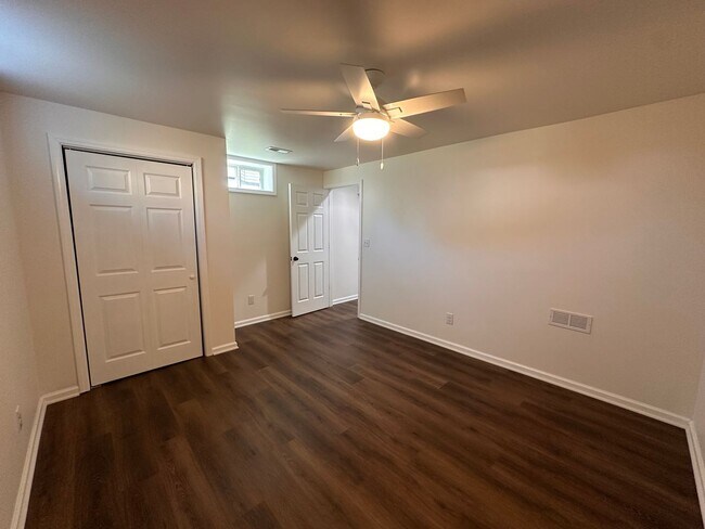 Building Photo - 4BR/2BA Home for Rent in Eastwood w/Basement and Backyard Deck!