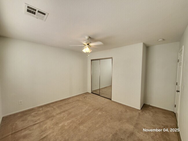 Building Photo - 6147 Pine Banks Ct