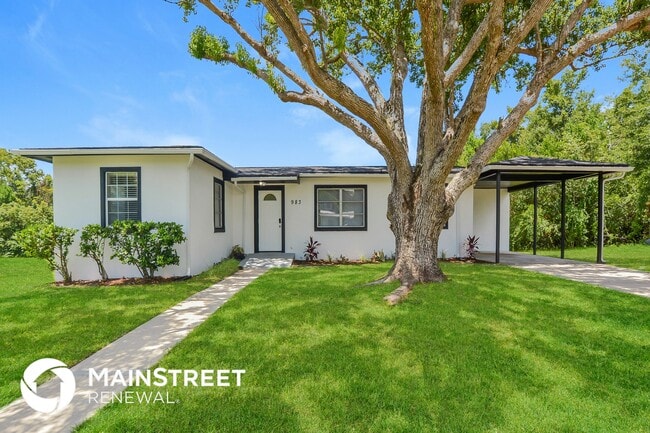 Building Photo - 983 N Waycross Cir